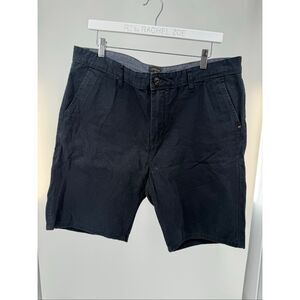 Quicksilver Men’s Navy Cotton Shorts size 36